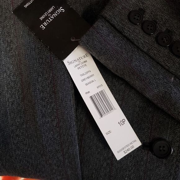 NWT signature by Larry Levine pant suit - Picture 8 of 9